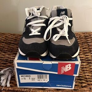 Mens NEW BALANCE Navy/Gray size 10